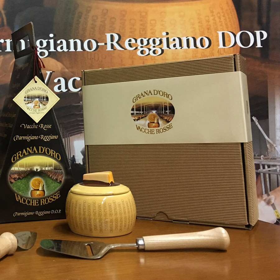 Confezione regalo scatola quadrata  Grana d'Oro Parmigiano Reggiano vacche  rosse